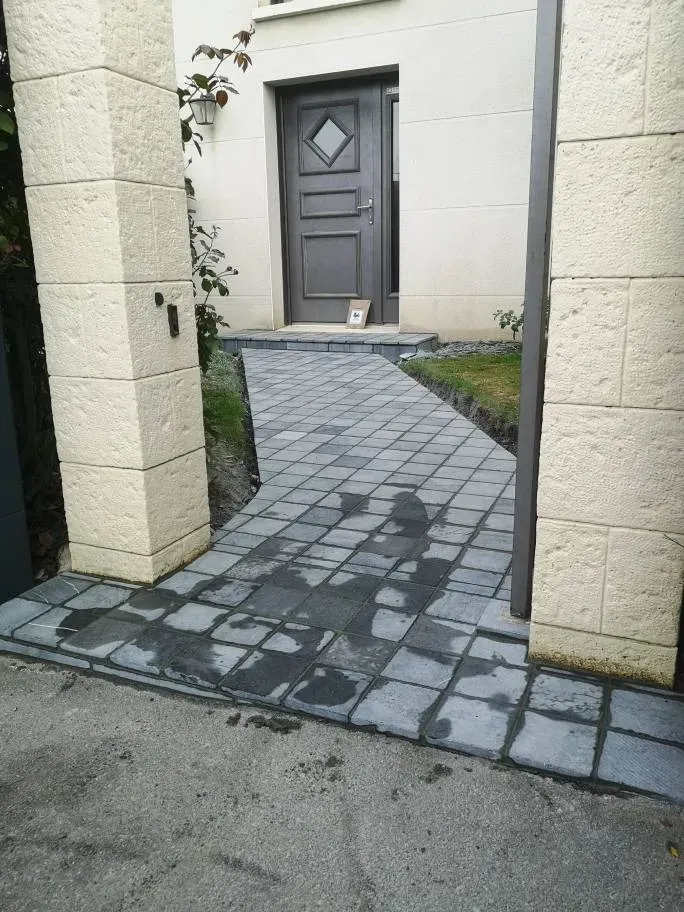 nos realisations amenagements exterieurs pergolas portail motorise car pot cloture et portail portillon et terrasse (20)